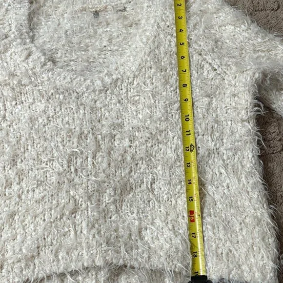 EXCELLENT Anthropologie Knitted & Knotted Ivory Fuzzy Snowfrost Sweater XS - Picture 7 of 12